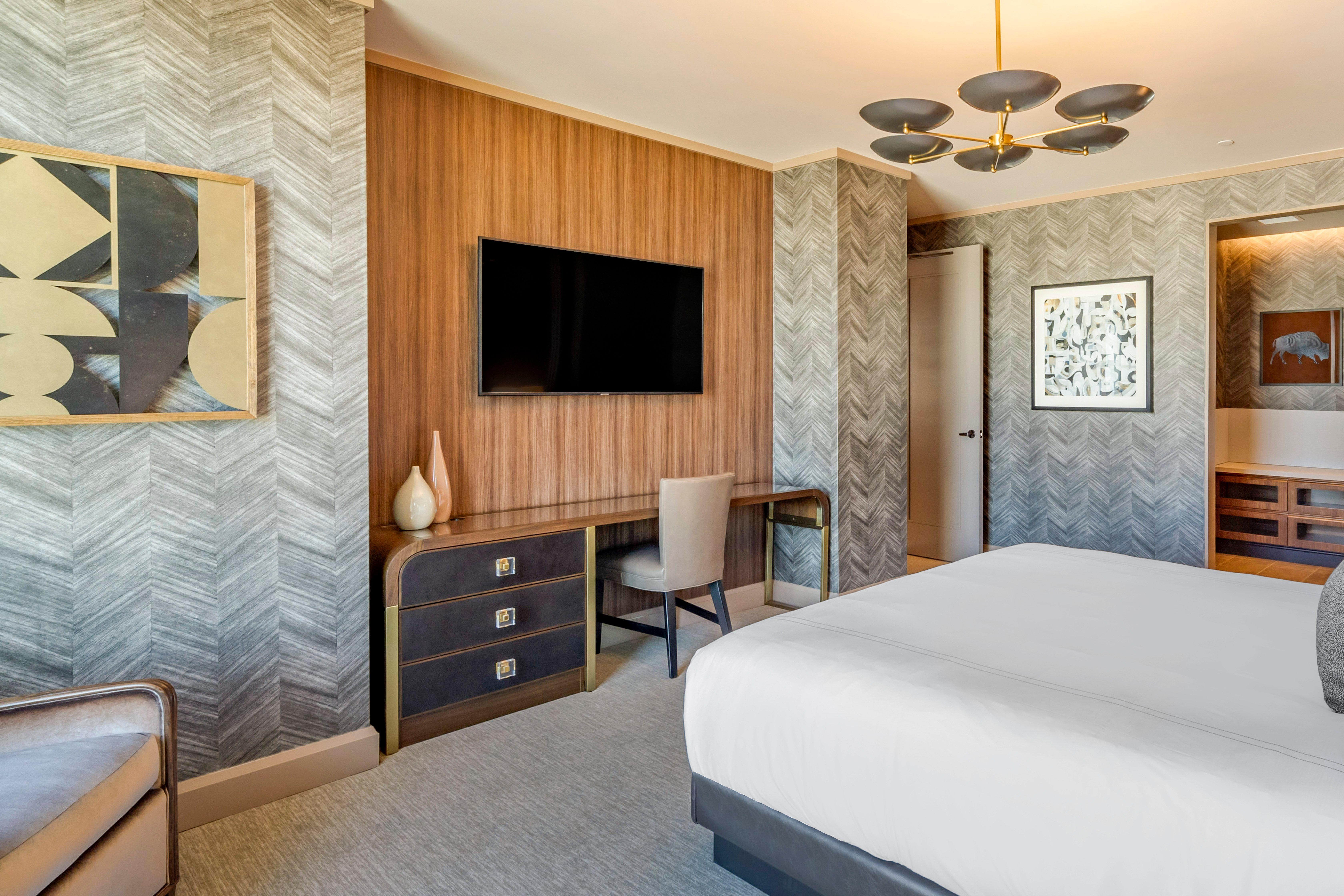 Omni Hotel 4*